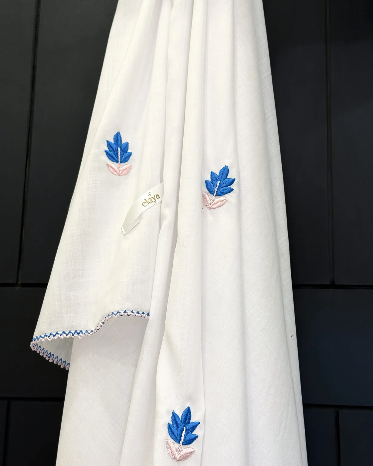 Blue Blossoms Chaadar