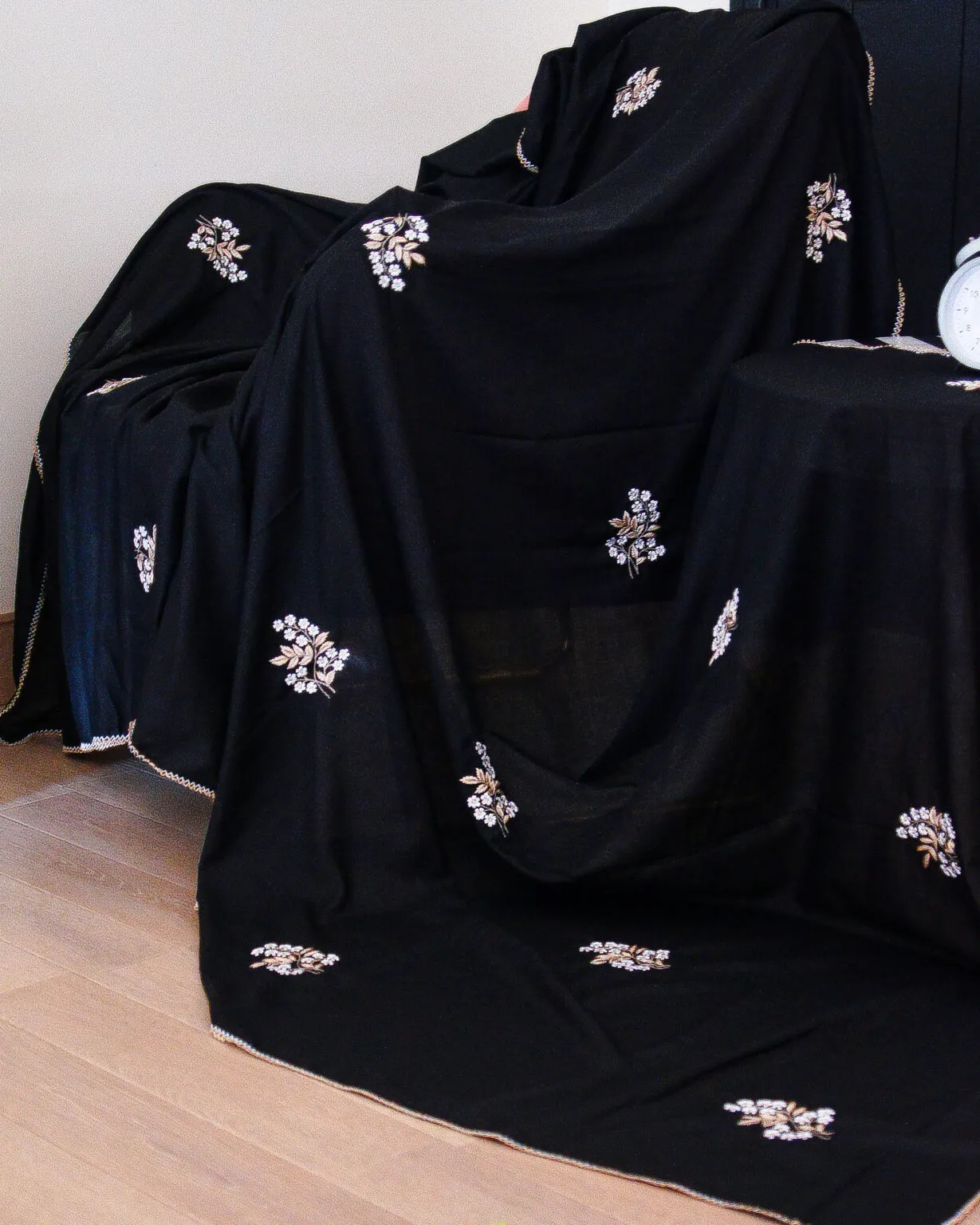 Pearlised Black Chaadar